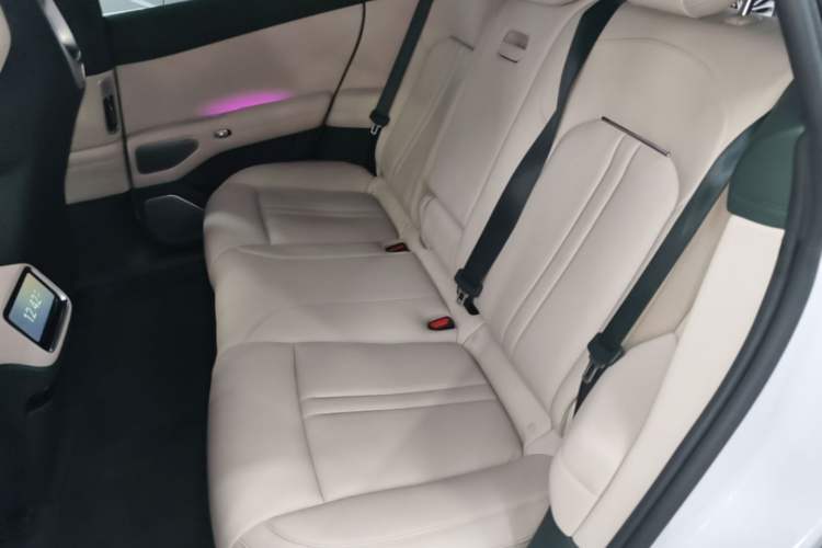 Used Xiaomi Auto YU7 2025 Ultra-Long Range High-Performance All-Wheel-Drive Max Edition Left Rear Seat