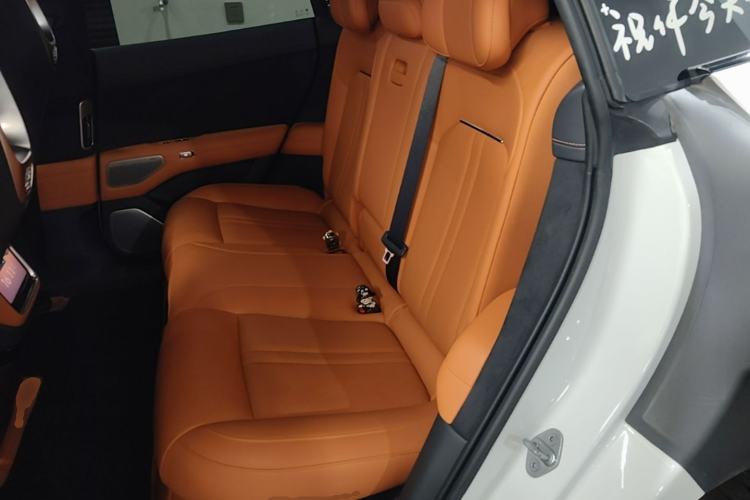 Used Xiaomi Auto YU7 2025 Ultra-Long Range High-Performance All-Wheel-Drive Max Edition Left Rear Seat