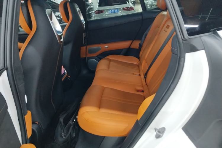 Used Xiaomi Auto YU7 2025 Ultra-Long Range High-Performance All-Wheel-Drive Max Edition Left Rear Seat