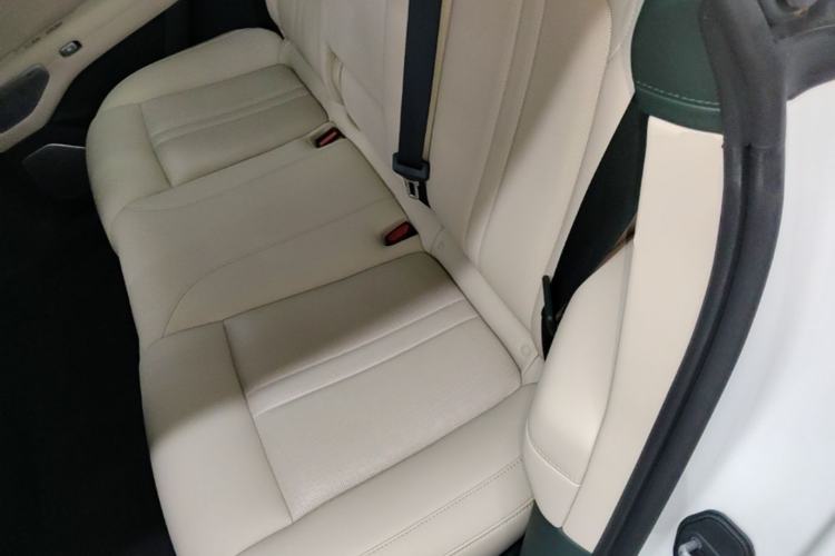 Used Xiaomi Auto YU7 2025 Ultra-Long Range High-Performance All-Wheel-Drive Max Edition Left Rear Seat