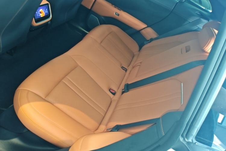 Used Xiaomi Auto YU7 2025 Ultra-Long Range Rear-Wheel Drive Version Left Rear Seat