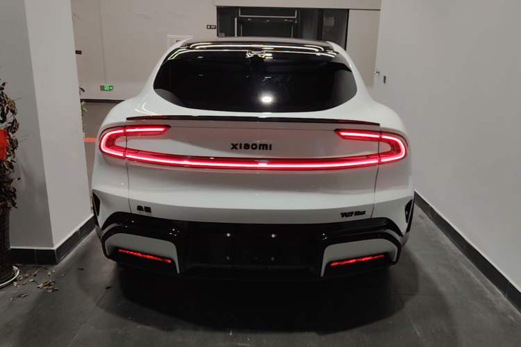 Used Xiaomi Auto YU7 2025 Ultra-Long Range High-Performance All-Wheel-Drive Max Edition Rear