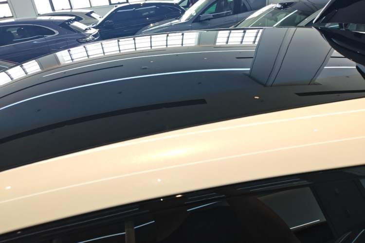 Used Xiaomi Auto YU7 2025 Ultra-Long Range High-Performance All-Wheel-Drive Max Edition Roof