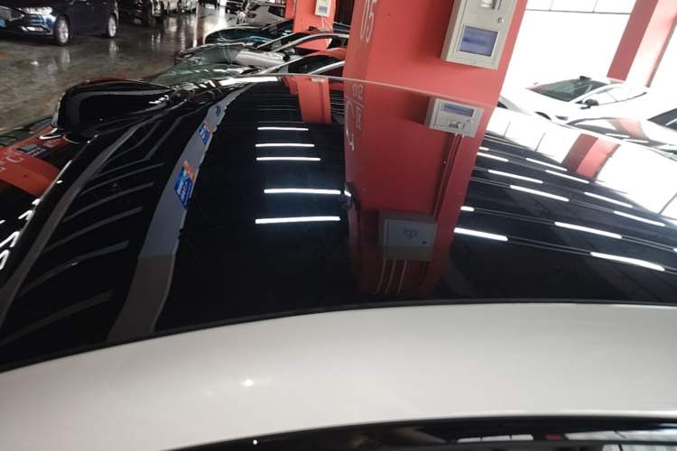Used Xiaomi Auto YU7 2025 Ultra-Long Range Rear-Wheel Drive Version Roof