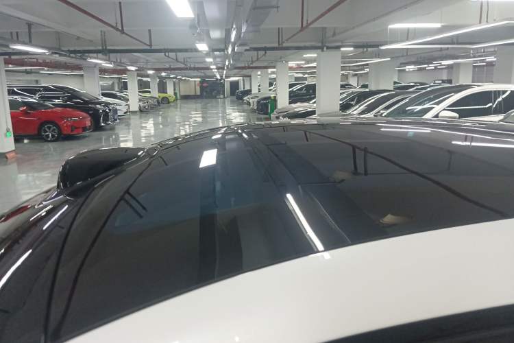 Used Xiaomi Auto YU7 2025 Ultra-Long Range High-Performance All-Wheel-Drive Max Edition Roof