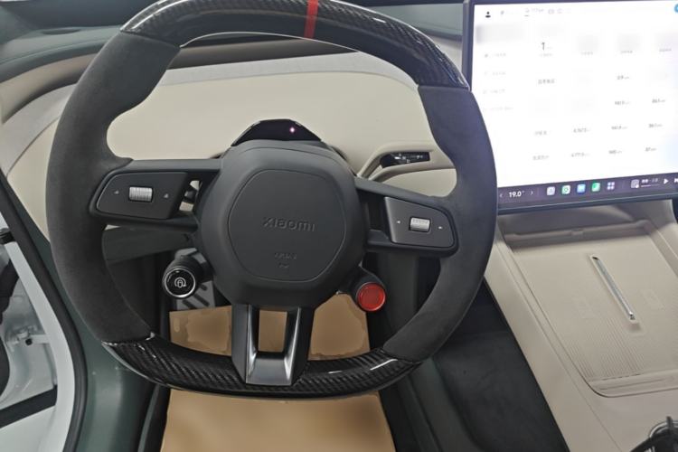 Used Xiaomi Auto YU7 2025 Ultra-Long Range High-Performance All-Wheel-Drive Max Edition Steering Wheel