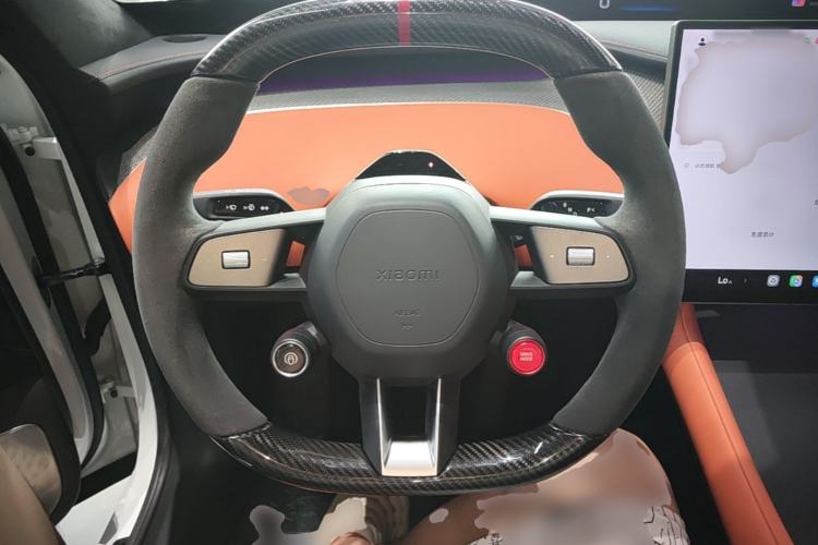 Used Xiaomi Auto YU7 2025 Ultra-Long Range High-Performance All-Wheel-Drive Max Edition Steering Wheel