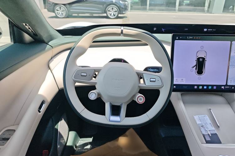 Used Xiaomi Auto YU7 2025 Ultra-Long Range High-Performance All-Wheel-Drive Max Edition Steering Wheel