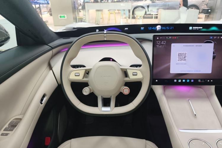 Used Xiaomi Auto YU7 2025 Ultra-Long Range High-Performance All-Wheel-Drive Max Edition Steering Wheel