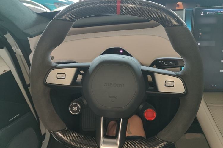 Used Xiaomi Auto YU7 2025 Ultra-Long Range High-Performance All-Wheel-Drive Max Edition Steering Wheel