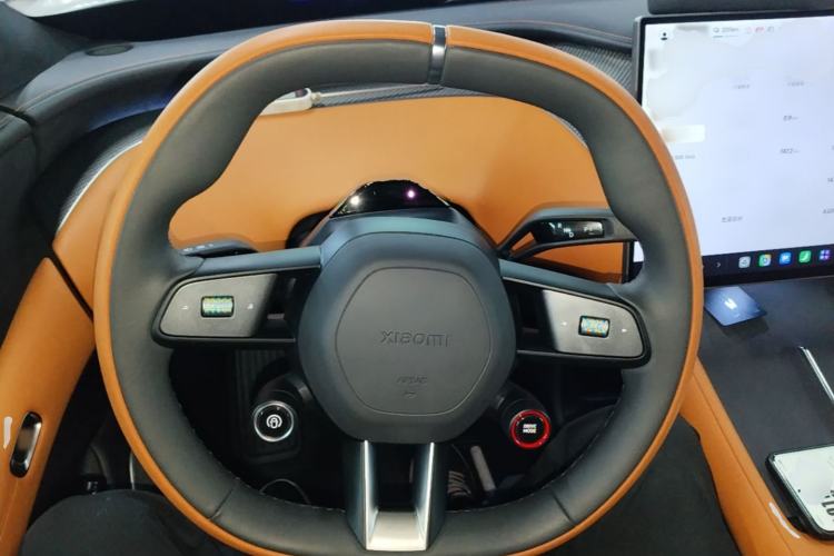 Used Xiaomi Auto YU7 2025 Ultra-Long Range High-Performance All-Wheel-Drive Max Edition Steering Wheel
