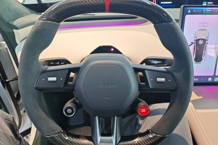 Used Xiaomi Auto YU7 2025 Ultra-Long Range High-Performance All-Wheel-Drive Max Edition Steering Wheel