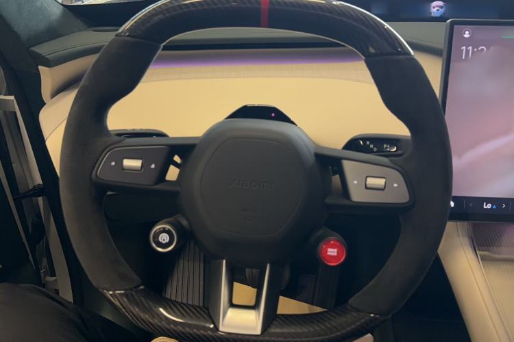 Used Xiaomi Auto YU7 2025 Ultra-Long Range High-Performance All-Wheel-Drive Max Edition Steering Wheel