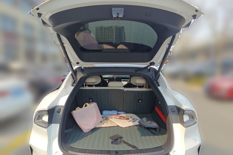 Used Xiaomi Auto YU7 2025 Ultra-Long Range All-Wheel Drive Pro Version Trunk