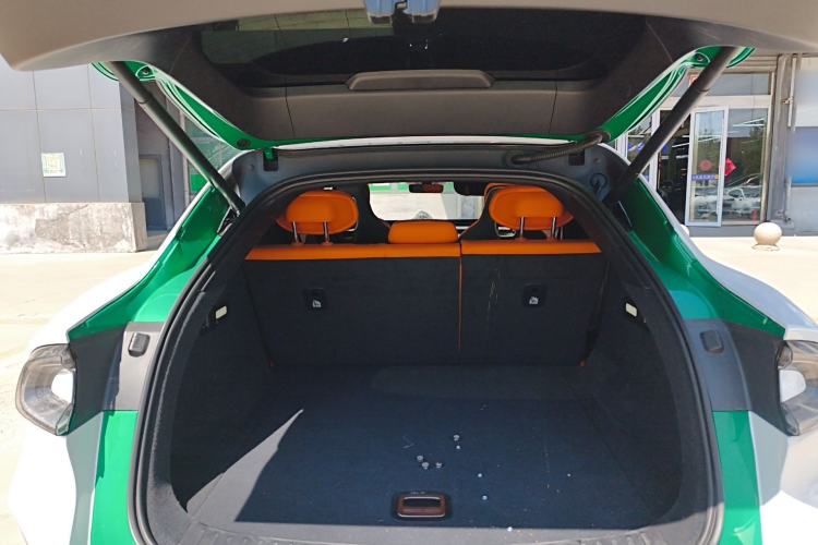 Used Xiaomi Auto YU7 2025 Ultra-Long Range Rear-Wheel Drive Version Trunk