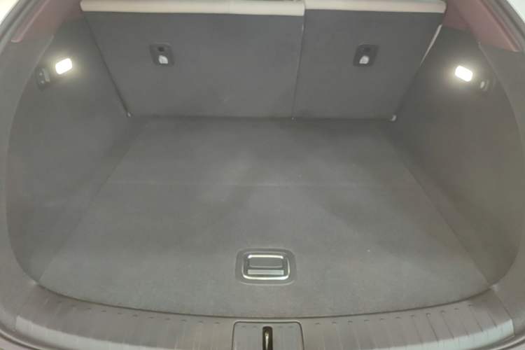 Used Xiaomi Auto YU7 2025 Ultra-Long Range Rear-Wheel Drive Version Trunk