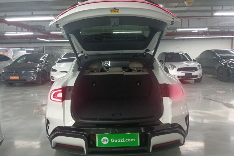 Used Xiaomi Auto YU7 2025 Ultra-Long Range High-Performance All-Wheel-Drive Max Edition Trunk