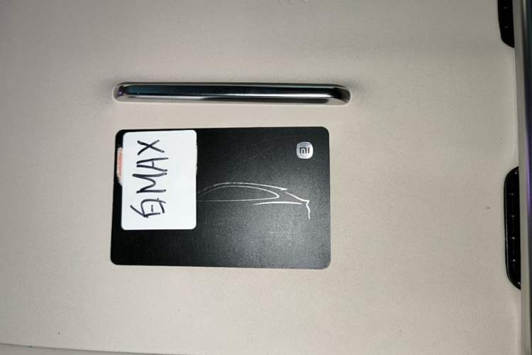 Used Xiaomi Auto YU7 2025 Ultra-Long Range High-Performance All-Wheel-Drive Max Edition Vehicle Key