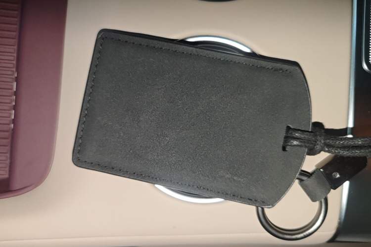 Used Xiaomi Auto YU7 2025 Ultra-Long Range Rear-Wheel Drive Version Vehicle Key