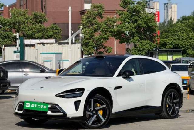 Used Xiaomi Auto YU7 2025 Ultra-Long Range High-Performance All-Wheel-Drive Max Edition