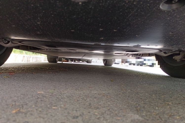 Used Xiaomi Auto YU7 2025 Ultra-Long Range Rear-Wheel Drive Version Chassis Front