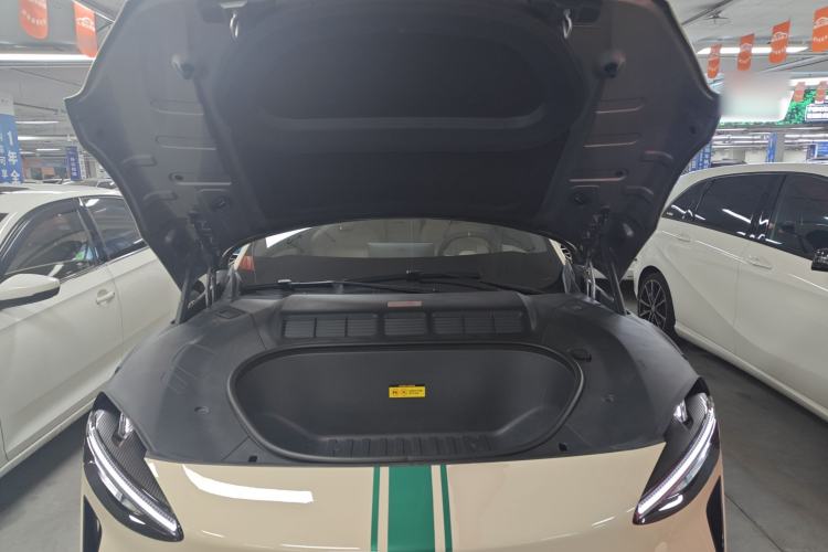 Used Xiaomi Auto YU7 2025 Ultra-Long Range Rear-Wheel Drive Version Engine Bay
