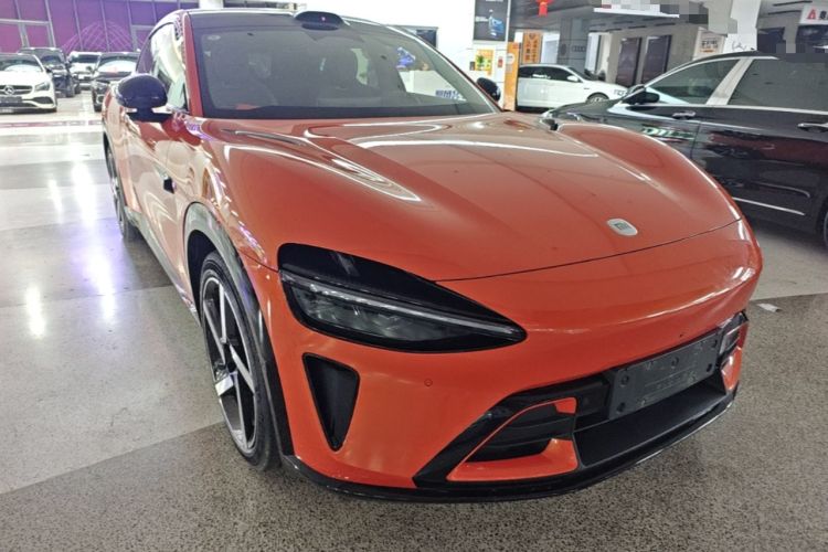 Used Xiaomi Auto YU7 2025 Ultra-Long Range High-Performance All-Wheel-Drive Max Edition Front Right 45 Deg