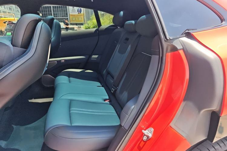 Used Xiaomi Auto YU7 2025 Ultra-Long Range High-Performance All-Wheel-Drive Max Edition Left Rear Seat