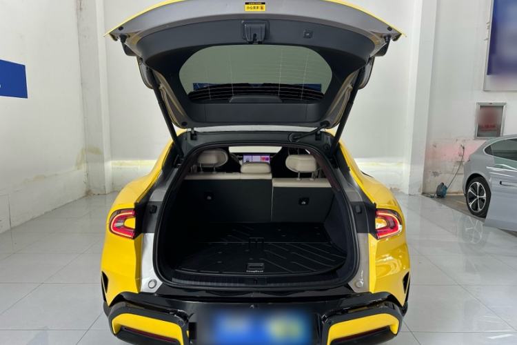 Used Xiaomi Auto YU7 2025 Ultra-Long Range Rear-Wheel Drive Version Trunk