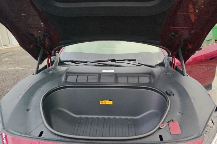 Used Xiaomi Auto YU7  Engine Bay
