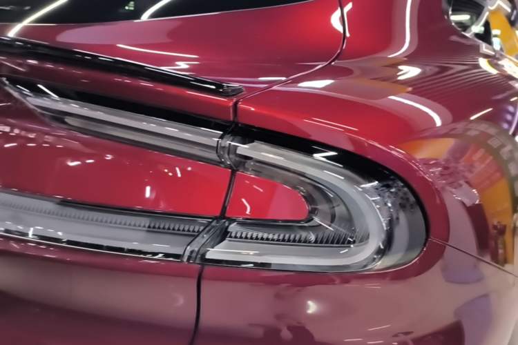 Used Xiaomi Auto YU7  Right Rear Taillight