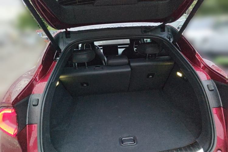 Used Xiaomi Auto YU7  Trunk