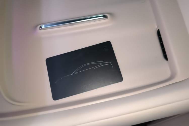 Used Xiaomi Auto YU7  Vehicle Key