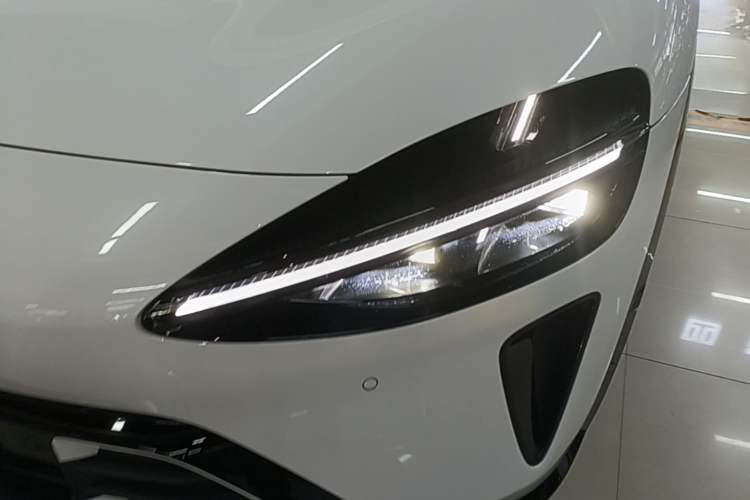 Used Xiaomi Auto YU7 2026 Standard Edition Left Front Headlight