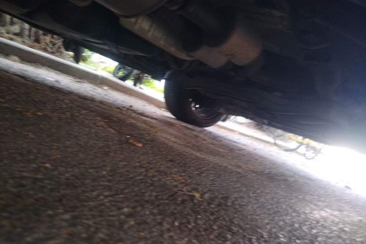 Used Xinkai Sprinter 2015 3.5L Standard Version Chassis Front Right