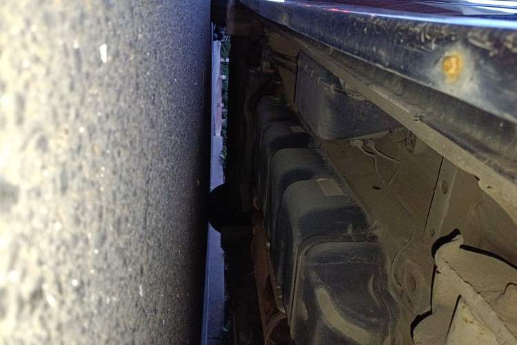 Used Xinkai Sprinter 2015 3.5L Standard Version Chassis Rear Left
