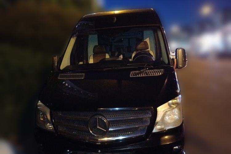 Used Xinkai Sprinter 2015 3.5L Standard Version Front