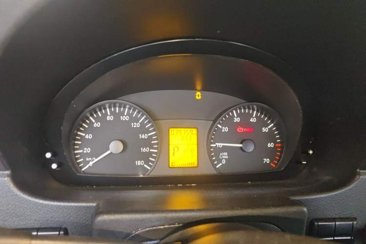 Used Xinkai Sprinter 2015 3.5L Standard Version Instrument Cluster