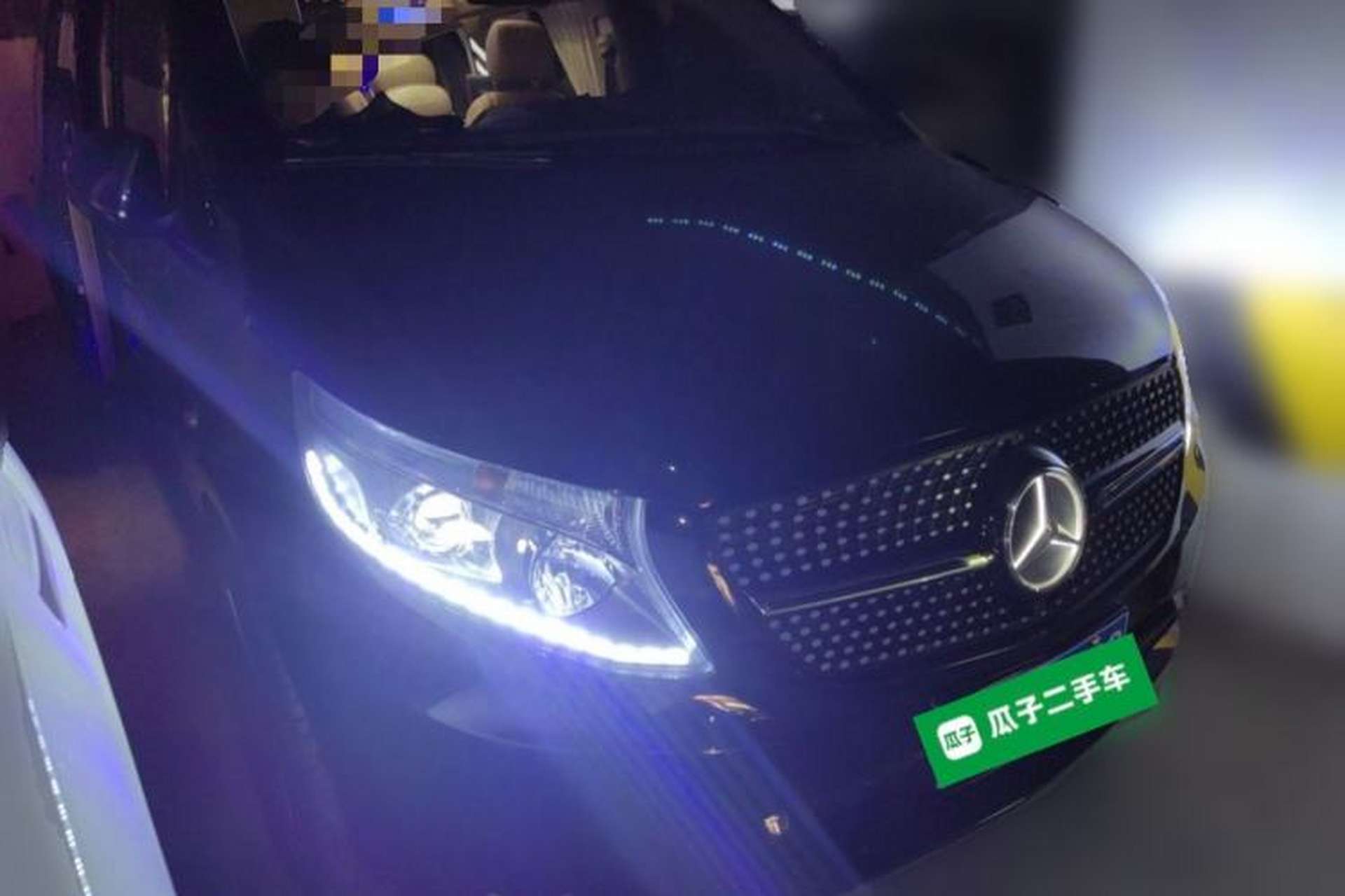 Used Xinkai V-Class 2017 Zhunyue V 260 L High-Roof Model Front Right 45 Deg