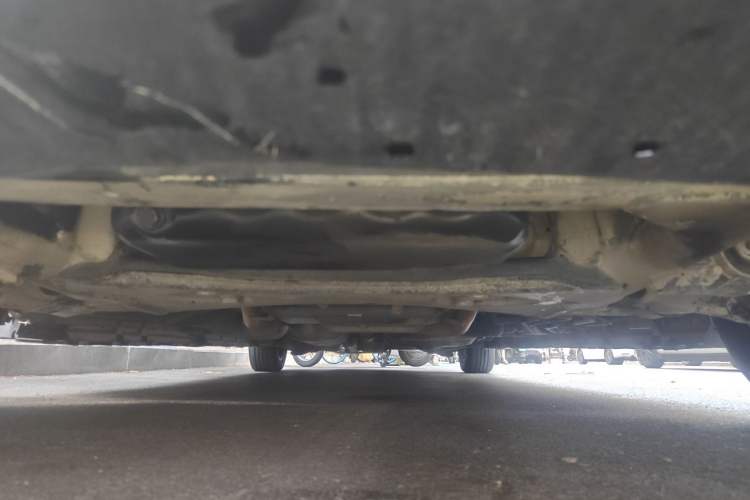 Used Xinkai Vito 2015 3.0L Standard Edition Chassis Front