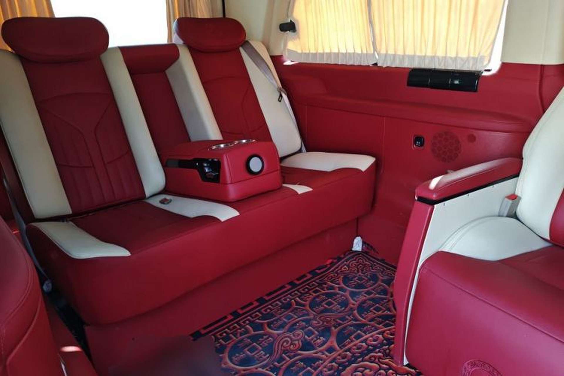 Used Xinkai Vito 2015 3.0L Standard Edition Interior 4