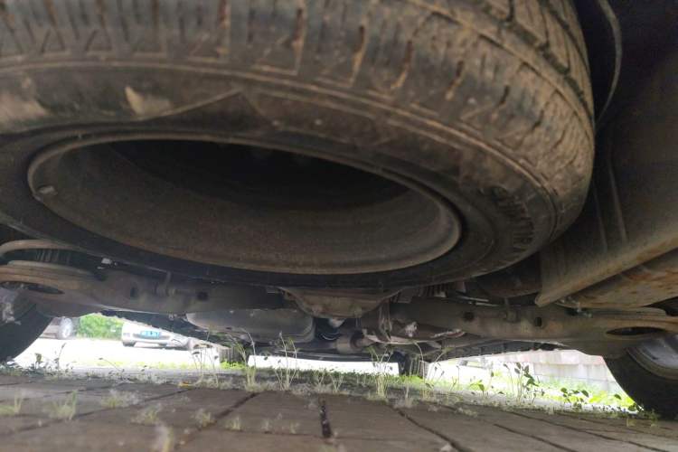 Used Xinkai Vito 2015 3.0L Standard Edition Chassis Rear