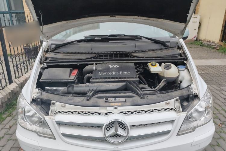 Used Xinkai Vito 2015 3.0L Standard Edition Engine Bay