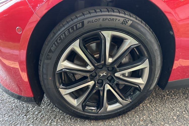 Used XPeng 2020 670E Exterior 6
