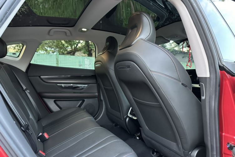 Used XPeng 2020 670E Interior 5