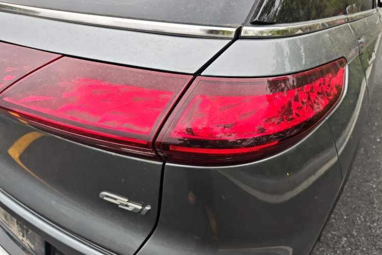 Used XPeng G3 2022 G3i 460N Exterior 6