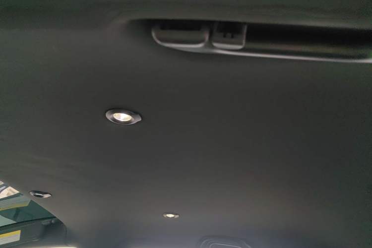 Used XPeng G3 2019 Enjoy Edition Headliner
