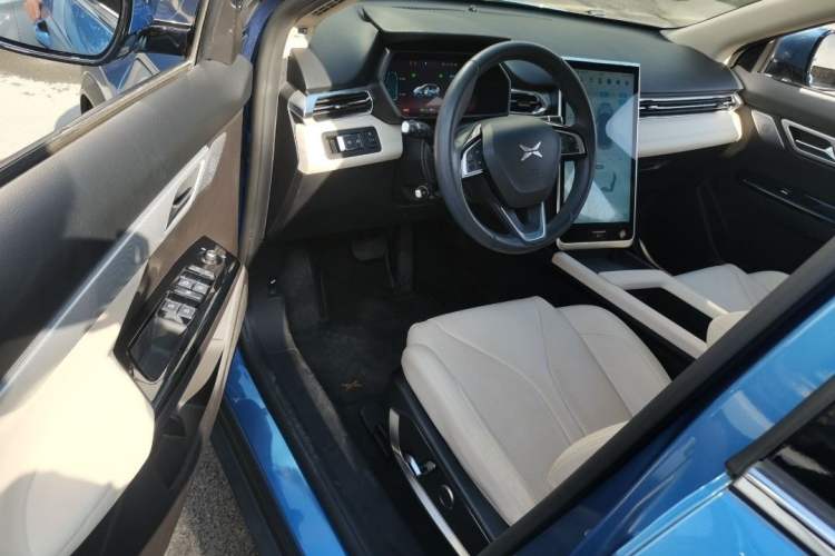 Used XPeng G3 2019 Smart Edition Interior 3