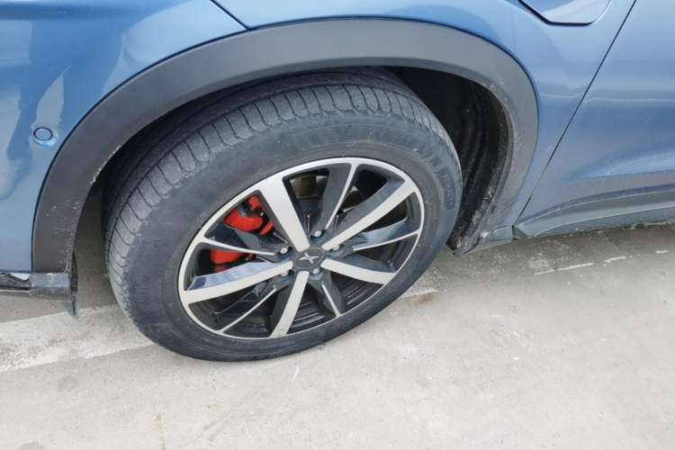 Used XPeng G3 2019 Deluxe Edition Left Front Wheel Hub