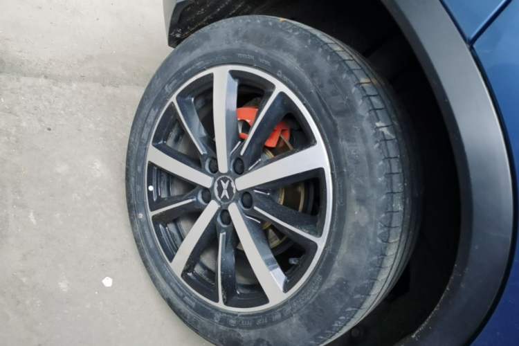 Used XPeng G3 2019 Deluxe Edition Right Rear Wheel Hub